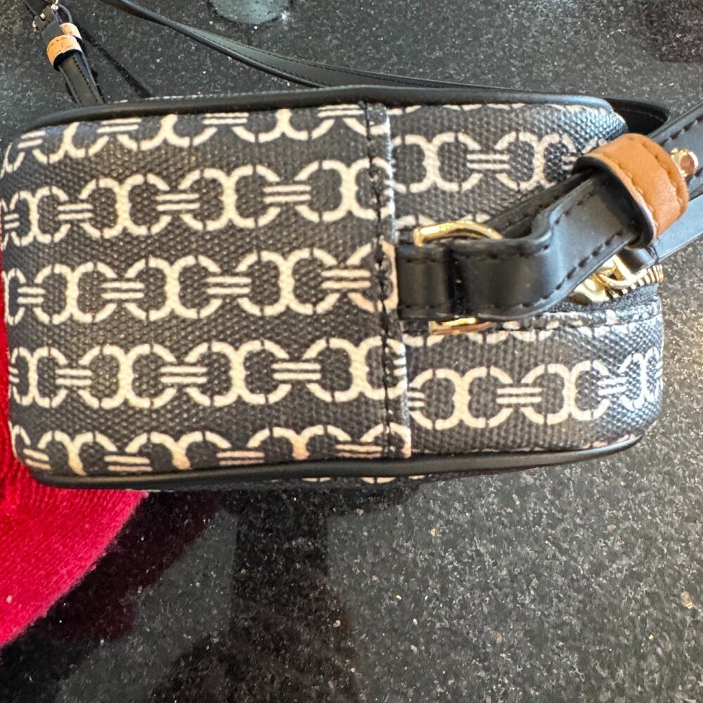 Tory Burch Black Gemini Link Crossbody Bag - Like New - Picture 8 of 13